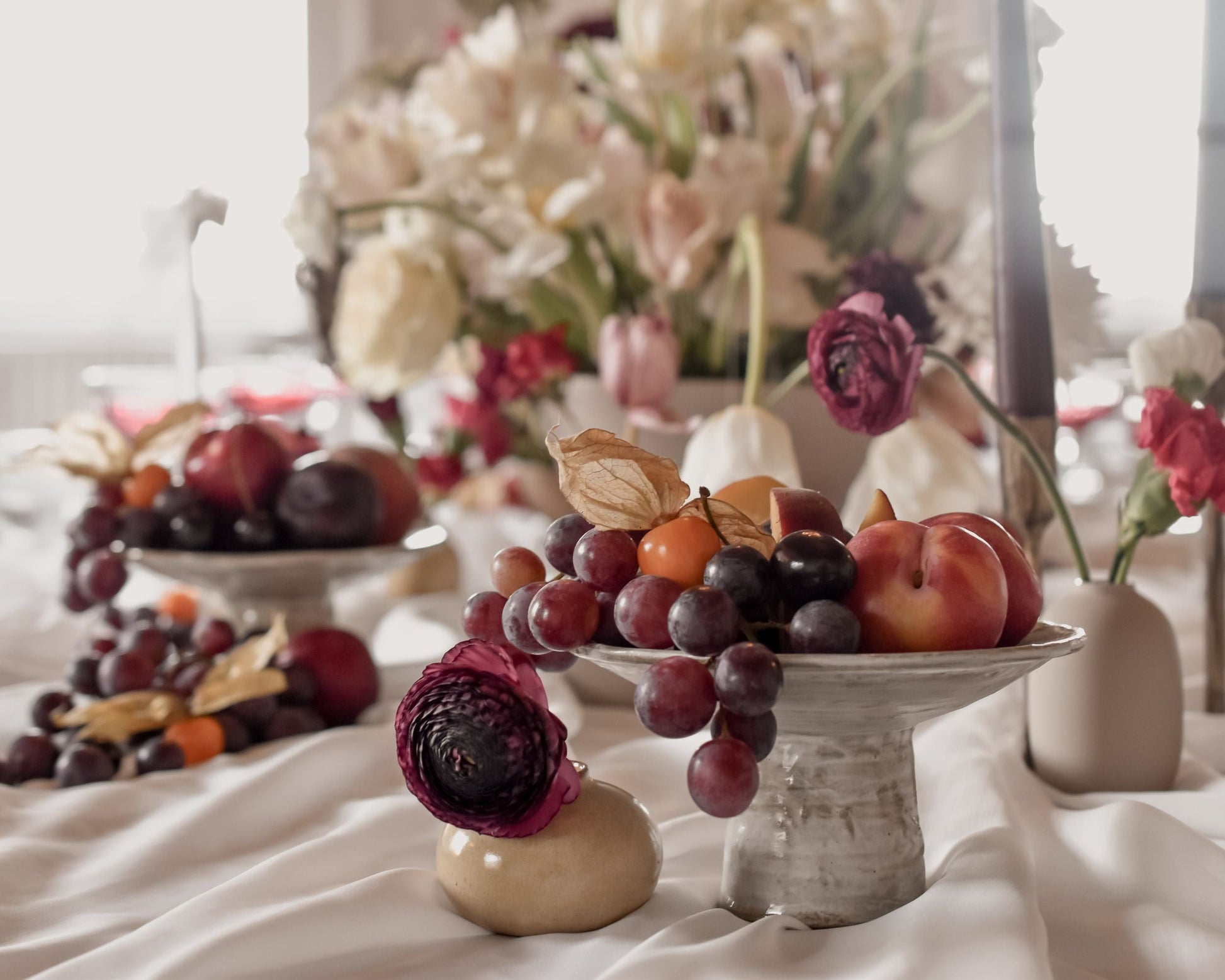 Siena Ceramic Fruit Pedestal-1